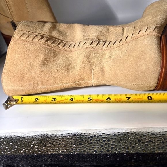 Vince Camuto Mid-Shaft Suede Chunky Heel Boots Women Size 7W Zelcinna Tortilla - Picture 16 of 16